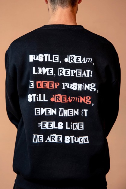 Μαύρο Ανδρικό Φούτερ "Keep Dreaming"