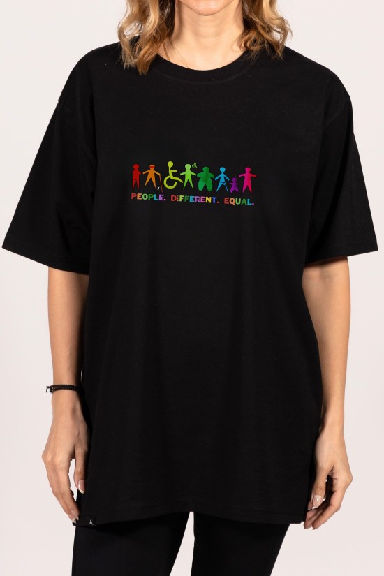 Different | Μαύρο Γυναικείο Oversized T-Shirt