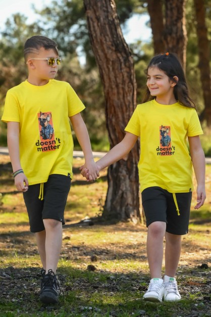 Κίτρινο Παιδικό T-Shirt "Doesn't Matter" Κίτρινο Παιδικό T-Shirt "Doesn't Matter"