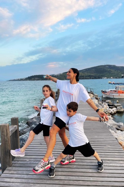 Λευκό Oversized T-Shirt Μαμάς "Reaction"